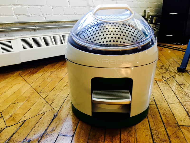 Foot powered store mini washing machine