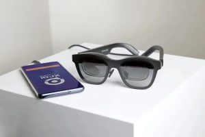 special smart glasses with smartphone